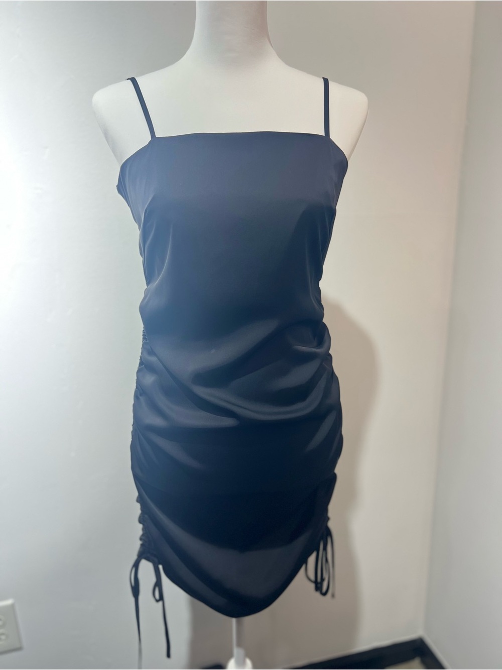 She + Sky little Black Spaghetti-Strap Ruched Satin Mini Dress